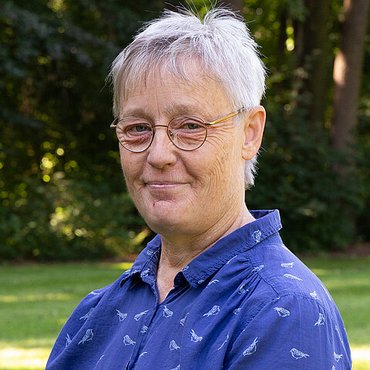 Das Bild zeigt die stellvertretende Vorsitzende der Mitarbeitervertretung Jutta Hofmann