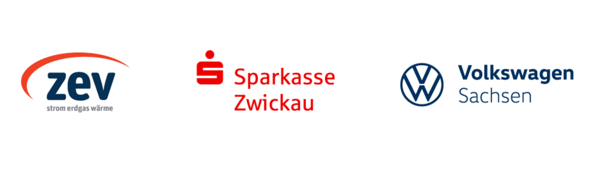 Die Grafik zeigt die Logos der Sponsoren der Eisbahn Zwickau für die Saison 2025/26 - Zwickauer Energieversorgung, Sparkasse Zwickau und Volkswagen Sachsen